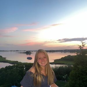 Meet your Posher, Colleen